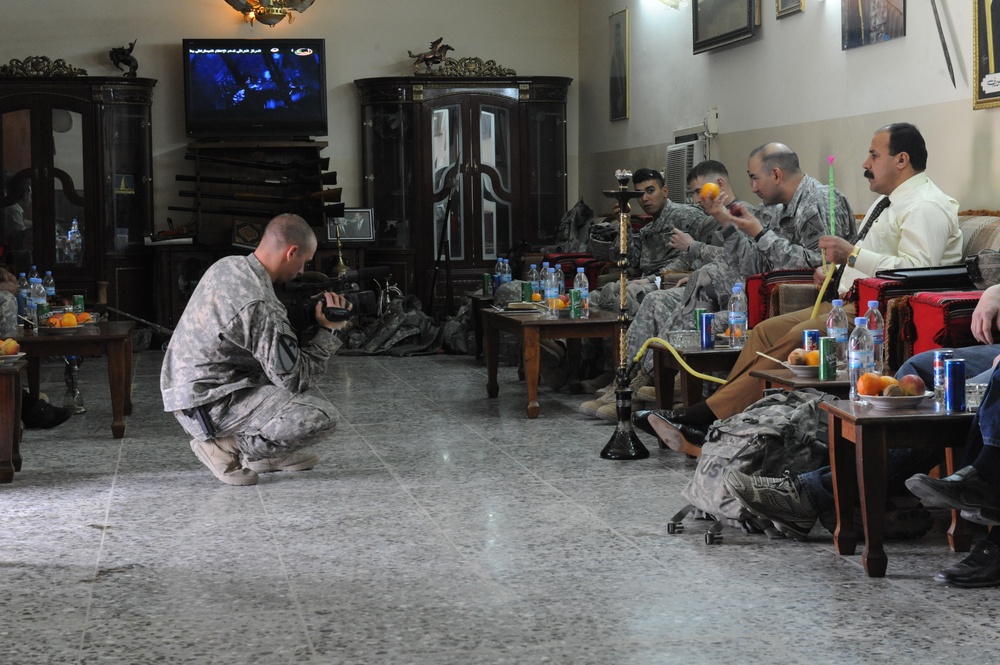 U.S., Iraqi forces visit East Rasheed