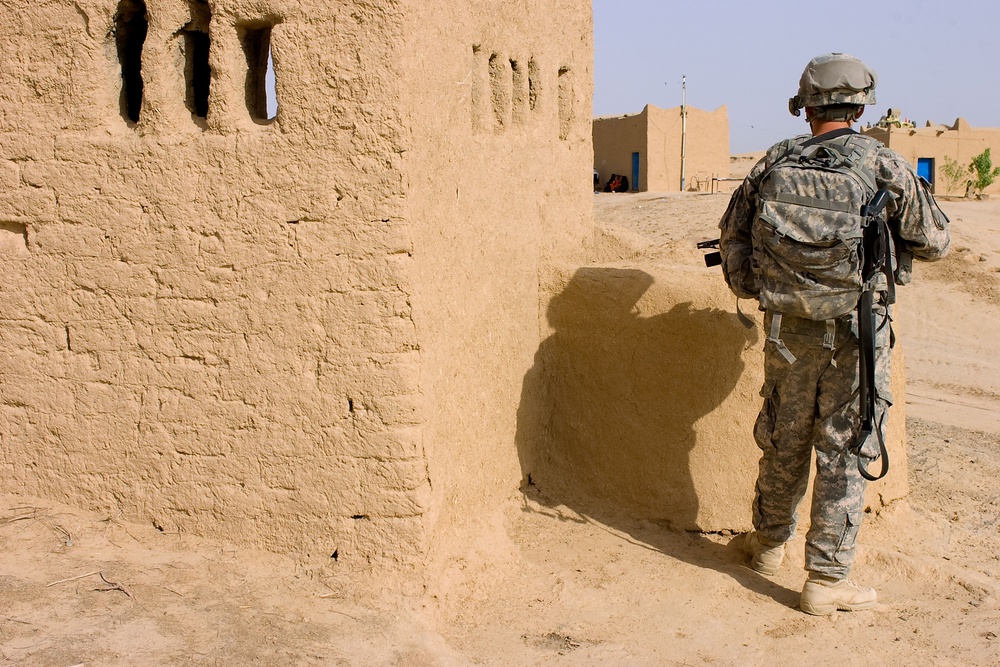 Patrol in Kirkuk, Iraq