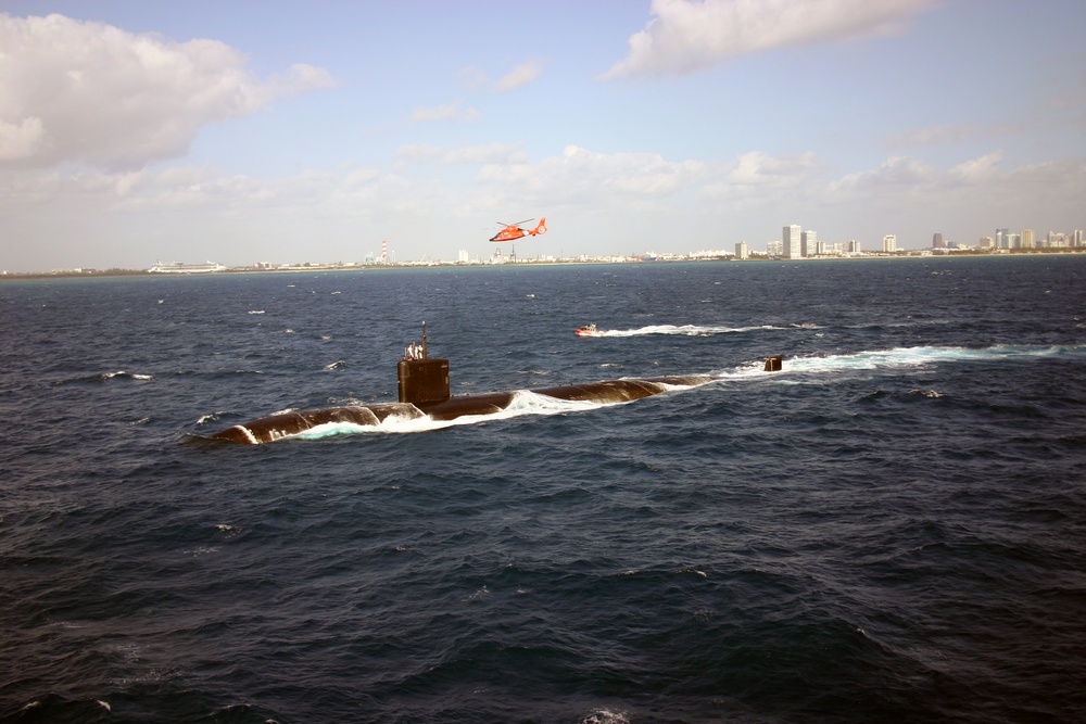 USS Toledo Participates in the Parade of Ships