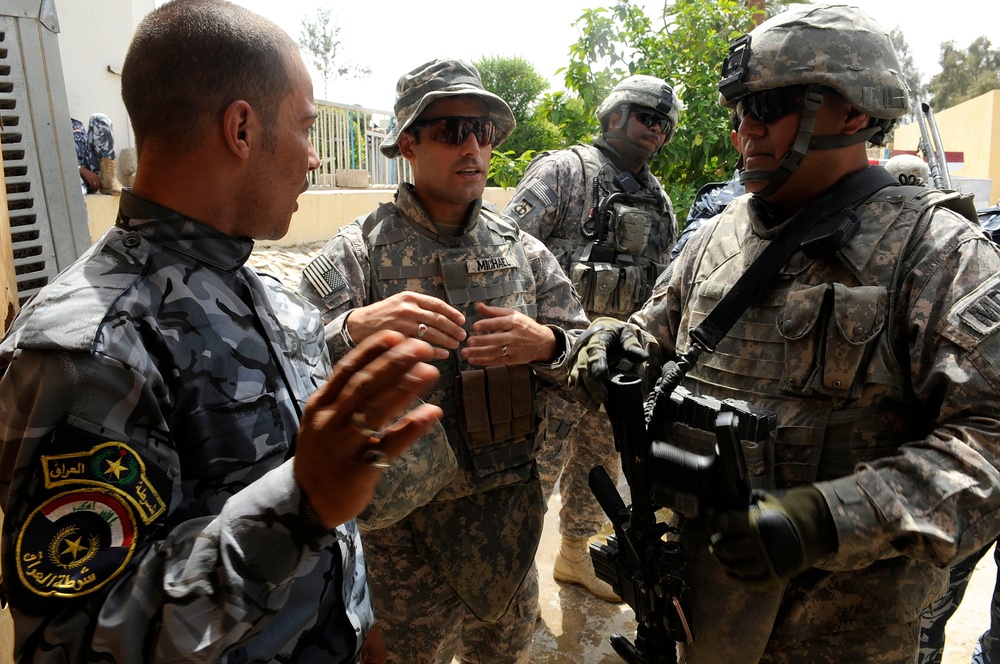 Iraqi police training in Mosul