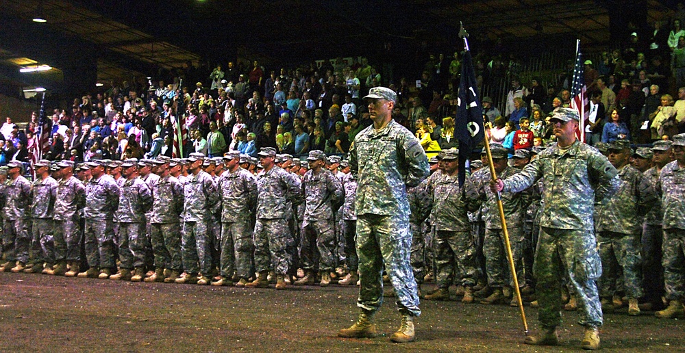 Oregon Army National Guard Soldiers Prepare for Iraq Deployment