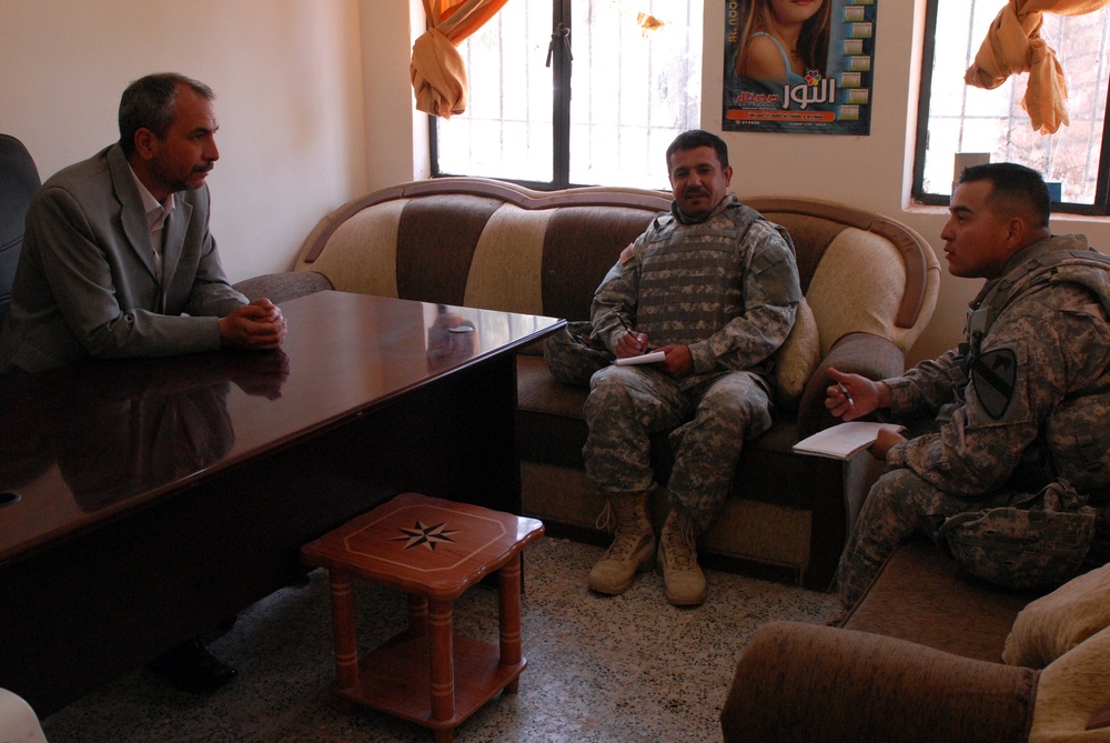 All in a day's work: Soldiers make the rounds