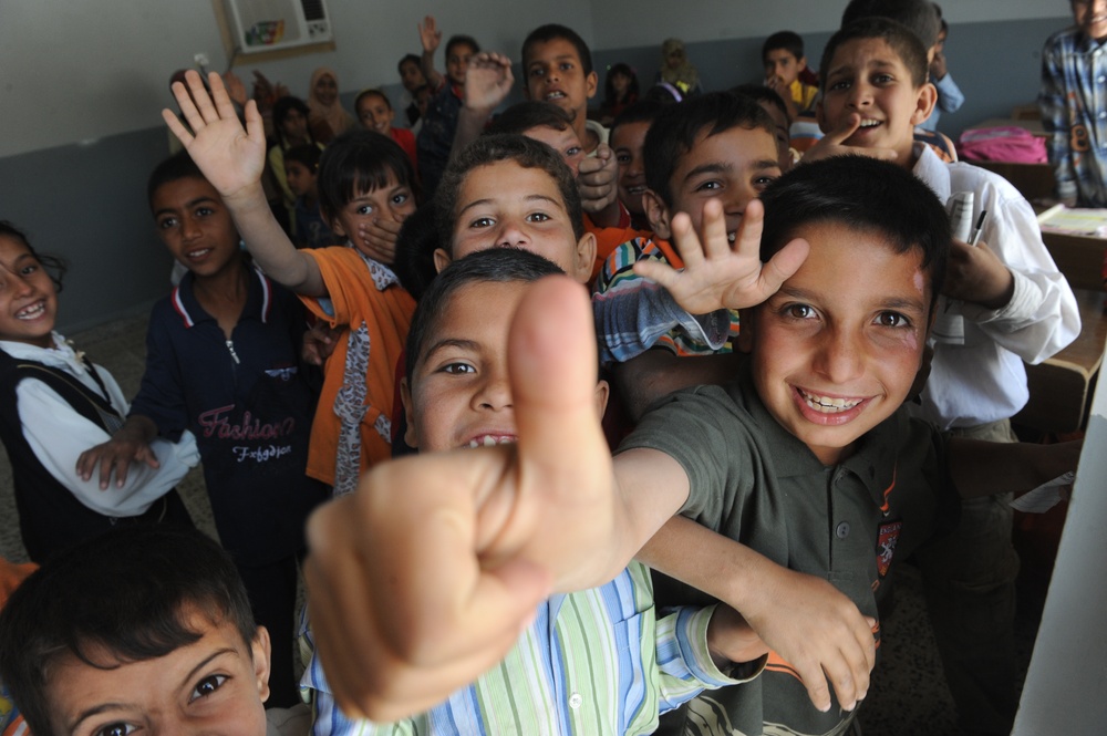 Children take advantage of new Baghdad school