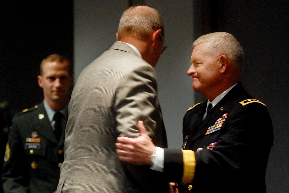 Vaughn retires after 40 years in Army Guard