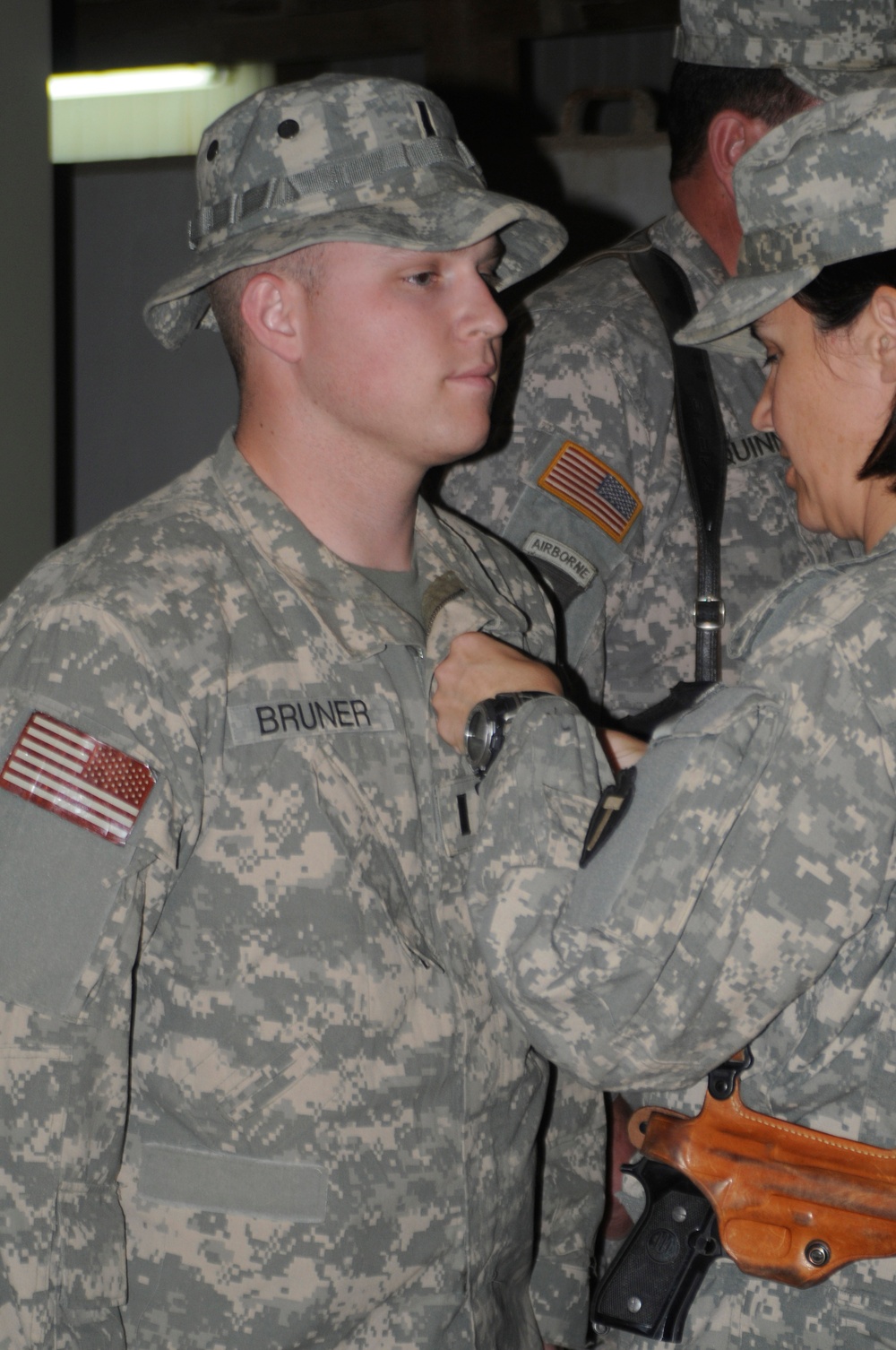 Soldiers Receive Medal