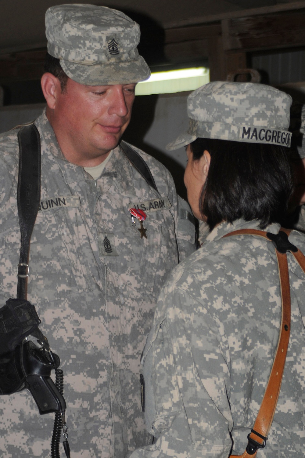 Soldiers Receive Medal