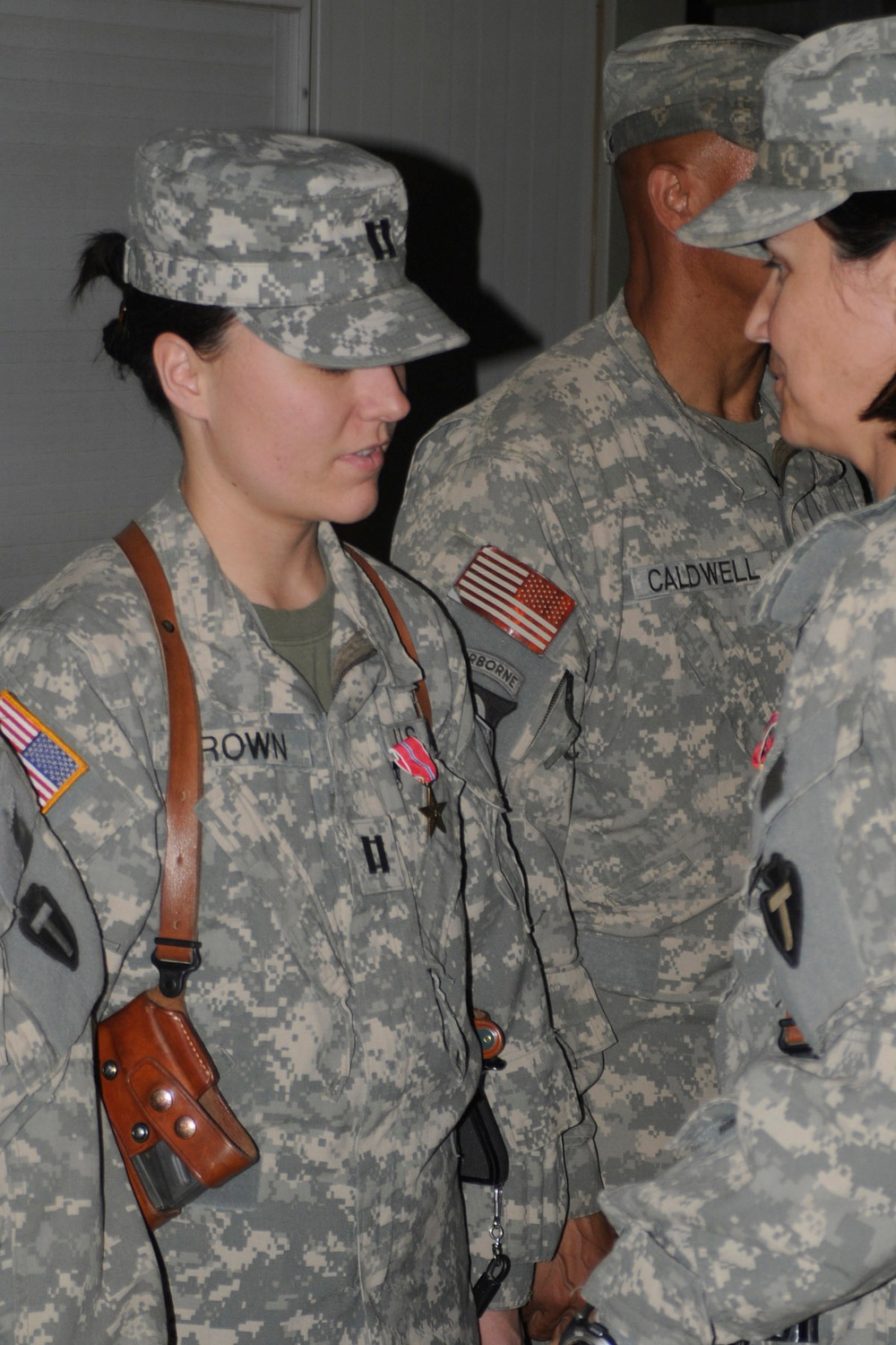 Soldiers Receive Medal