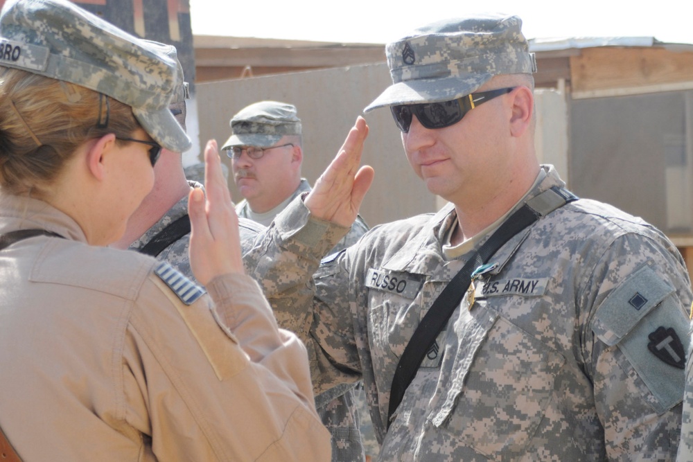 Soldiers Receive Medal