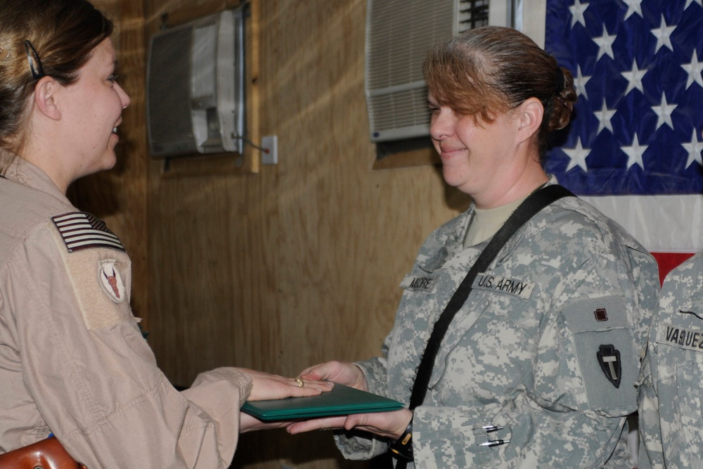 Soldiers Receive Medal