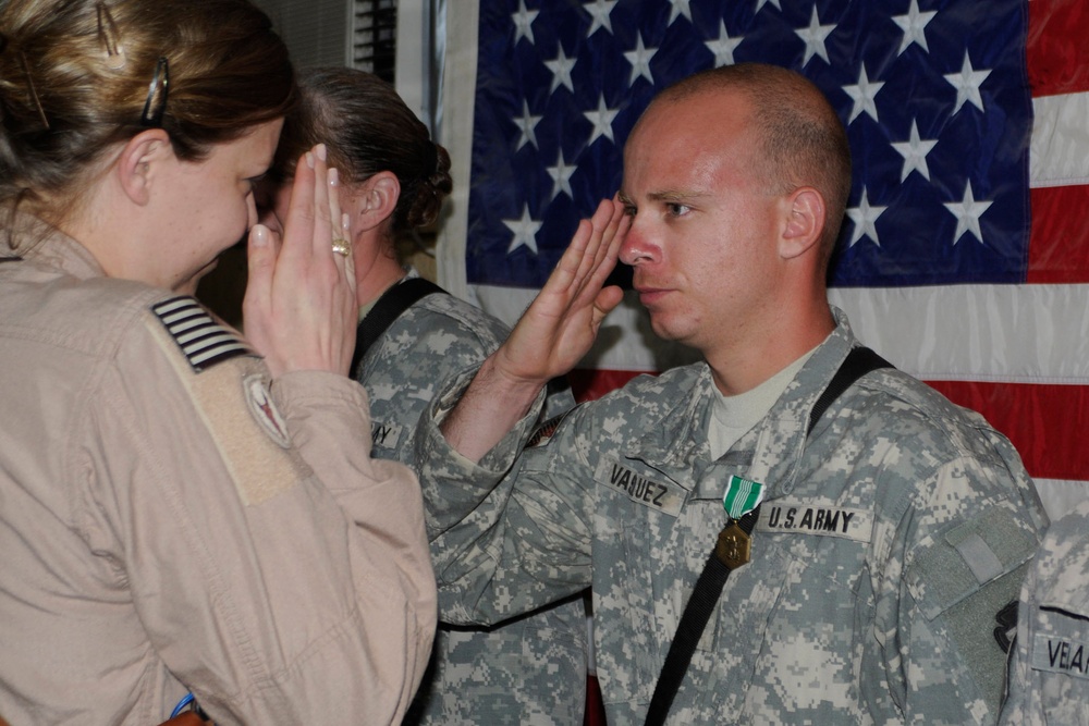 Soldiers Receive Medal