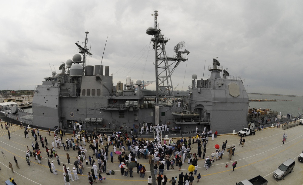 USS Leyte Gulf Homecoming