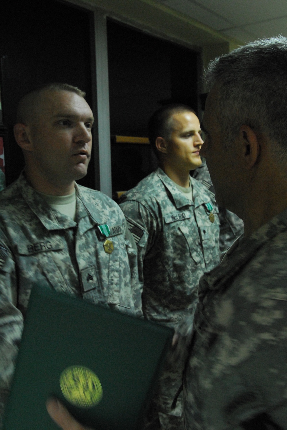 DVIDS - Images - Sgt. Berg Receives Army Commendation Medal [Image 1 of 9]