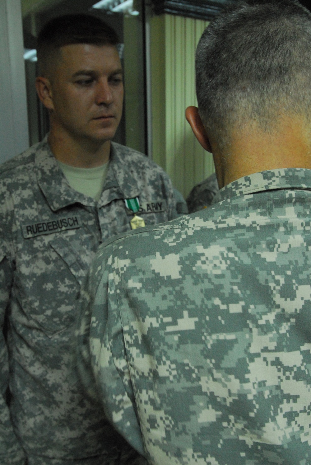 DVIDS - Images - Sgt.1st Class Ruedebusch Receives Army Commendation ...