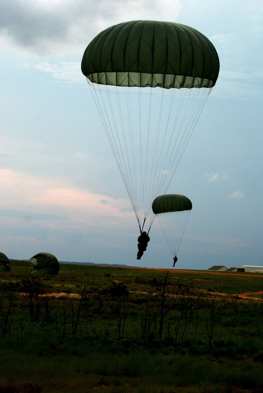 Troopers conduct pre-deployment jumps