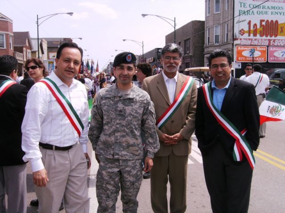 DVIDS Images Chicago Cinco De Mayo Parade [Image 1 of 6]