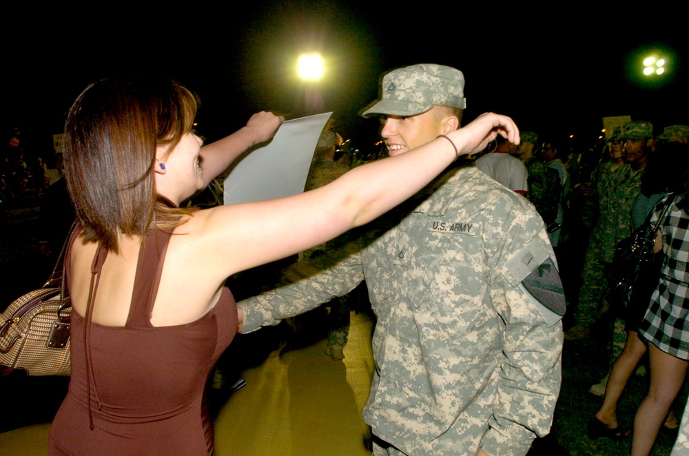More 4th Brigade Combat Team, 1st Cavalry Division troopers return home