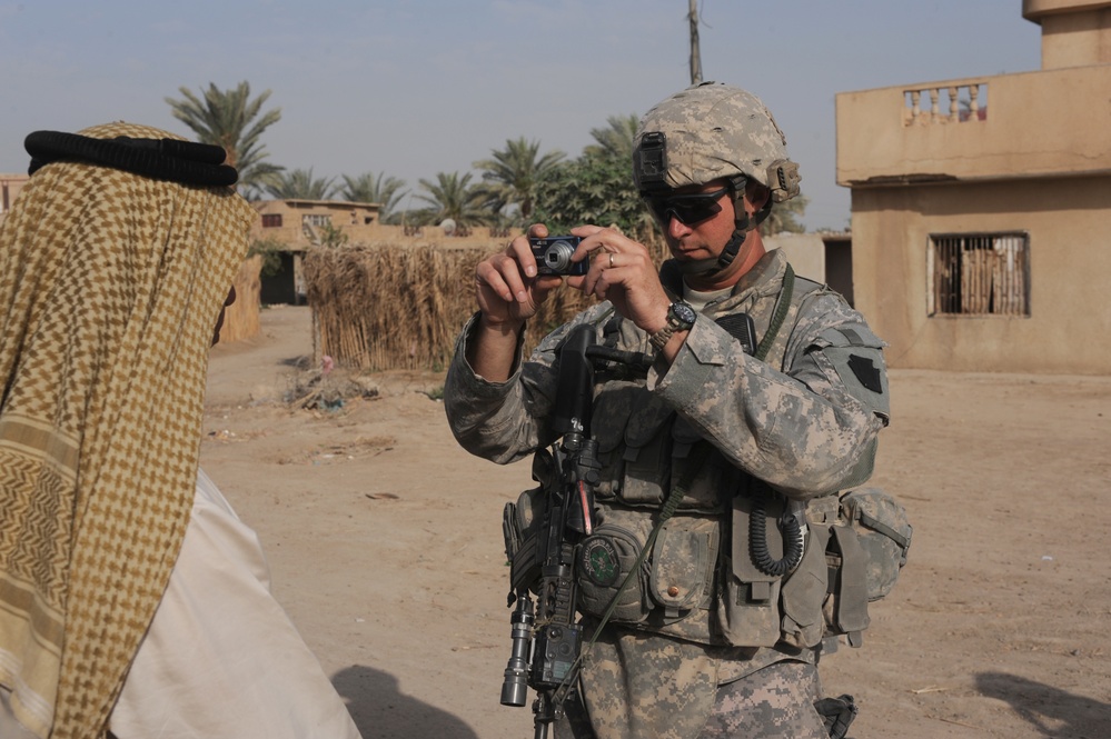 Patrol in Abu Ghraib, Iraq