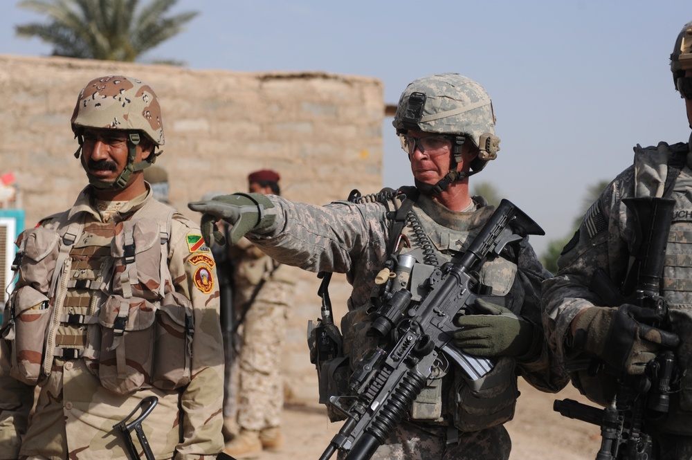 Patrol in Abu Ghraib, Iraq