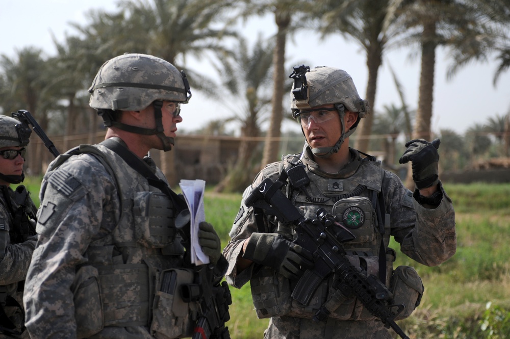 Patrol in Abu Ghraib, Iraq