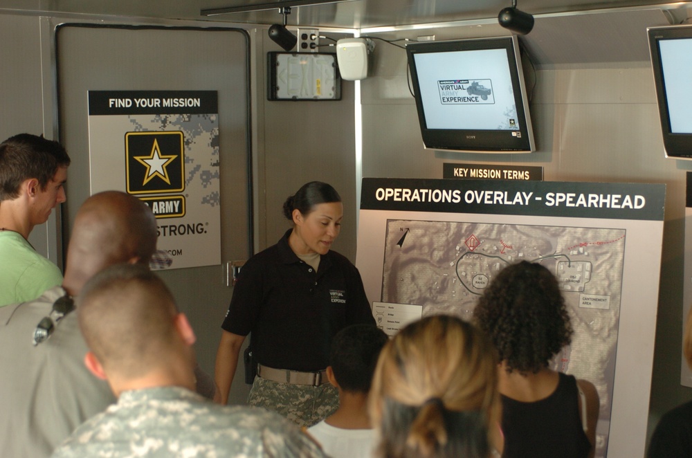 Joint Service Open House 2009 at Andrews Air Force Base