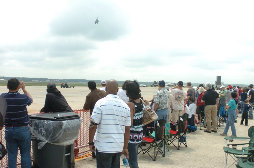 Joint Service Open House 2009 at Andrews Air Force Base