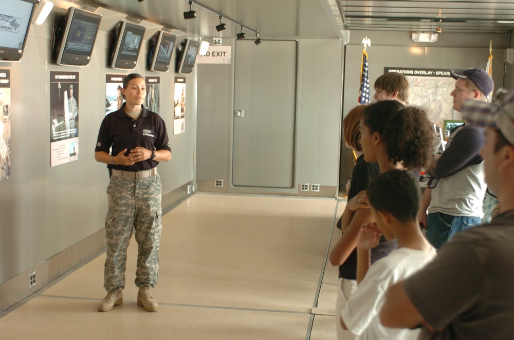 Joint Service Open House 2009 at Andrews Air Force Base