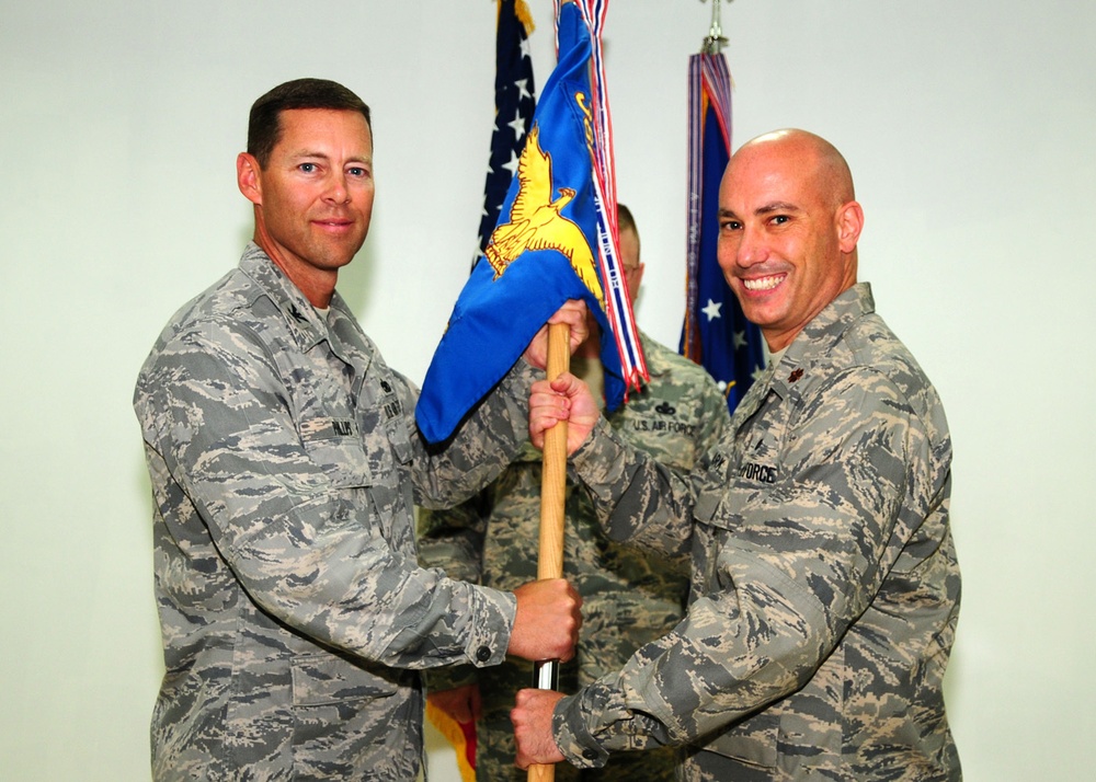 386th Expeditionary Maintenance Squadron Changes Command