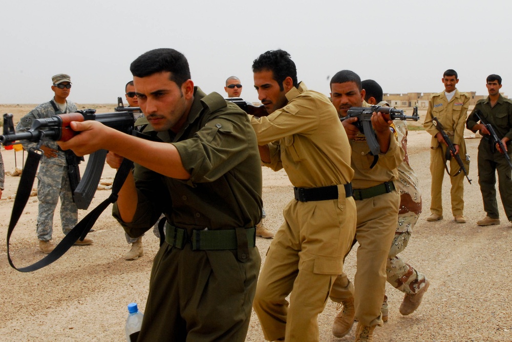 Iraqi border police hone skills