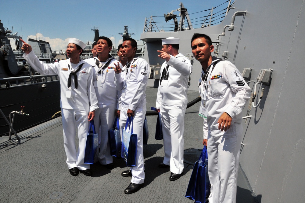 Tour aboard USS Kidd