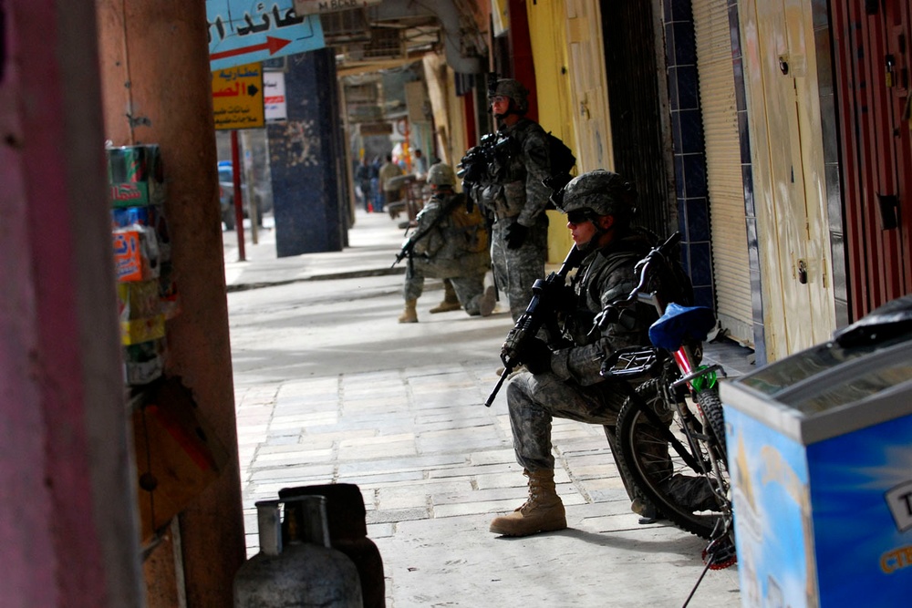 Iraqi National Police, Warhorse Battalion knock on Old Town's doors