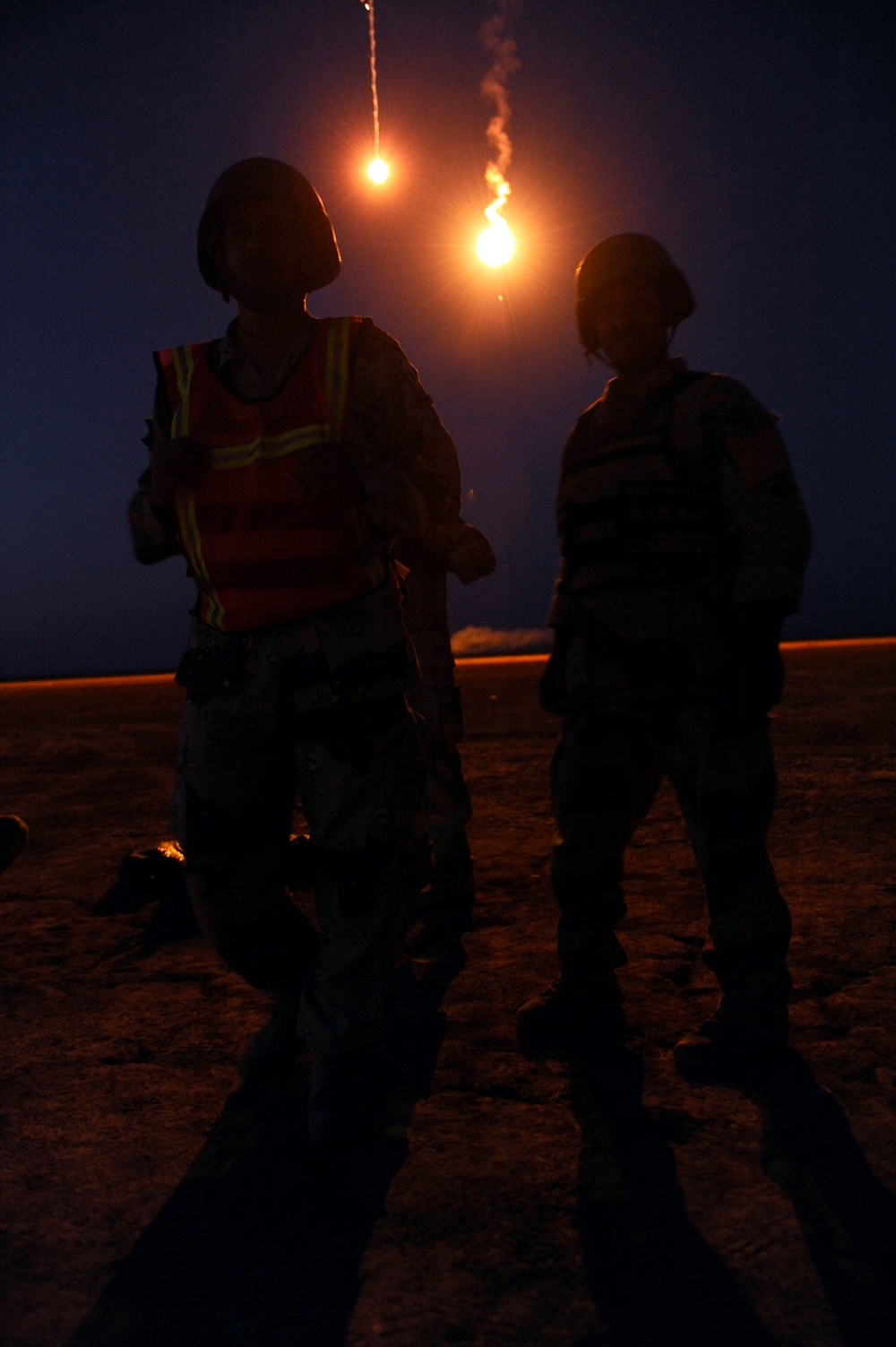 Iraqi Soldiers Conduct Mortar Training