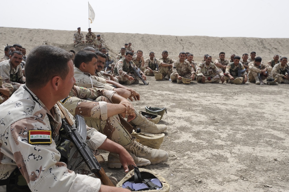 First aid class at Camp Ur in Dhi Qar Province, Iraq