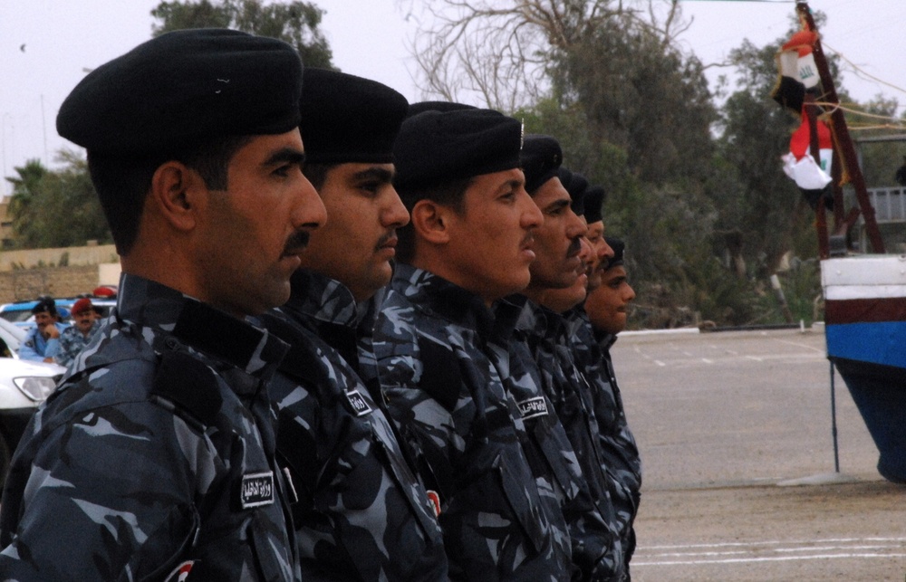 First Iraqi police Security Riverine Patrol class graduates in Basrah