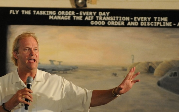 Motivator Speaks to 380th Airmen