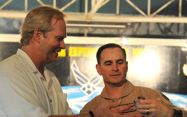 Motivator Speaks to 380th Airmen