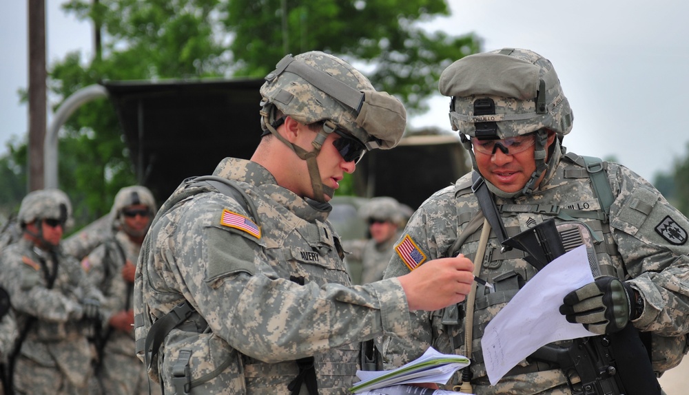 Colorado Guardsmen Conduct Entry Control Point Training at Fort Hood, Texas