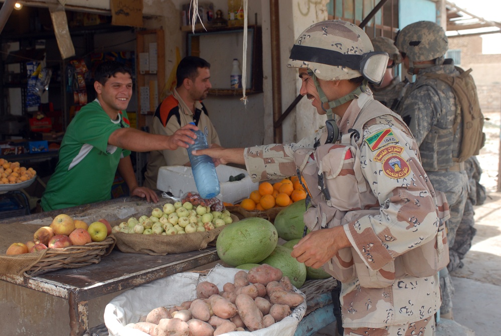 Patrol in Abu Ghraib, Iraq