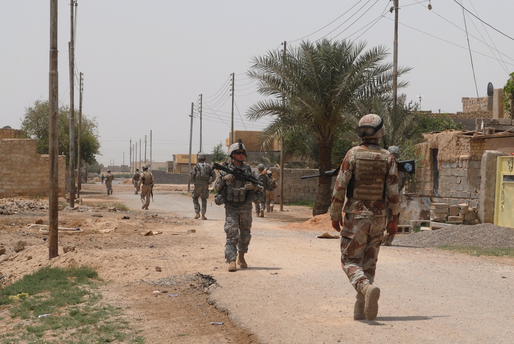 Patrol in Abu Ghraib, Iraq