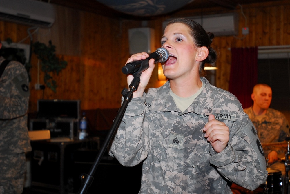 Red Bull Band Centermass Rocks Echo's