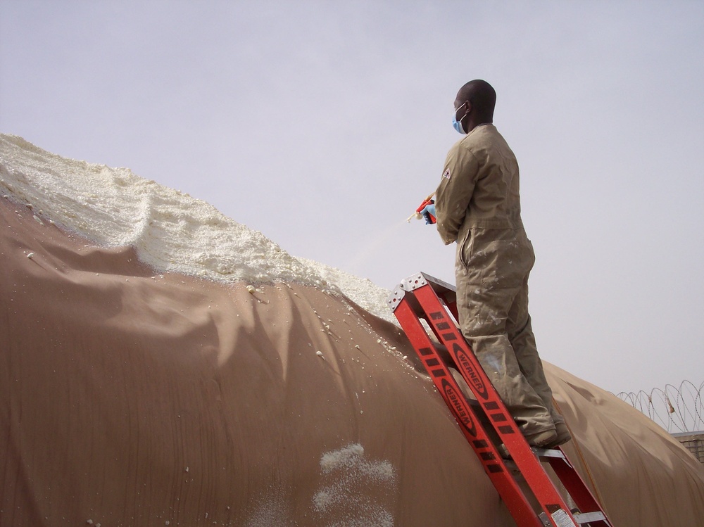 Tent foam insulates, keeps Soldiers cool