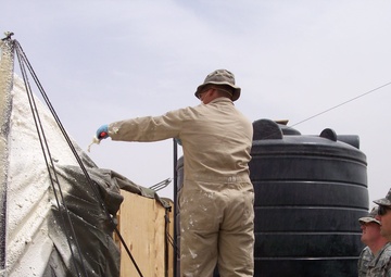Tent foam insulates, keeps Soldiers cool