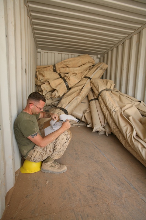 A Workhorse first: MWSS-271 disassembles, packs up hangar for use in Afghanistan