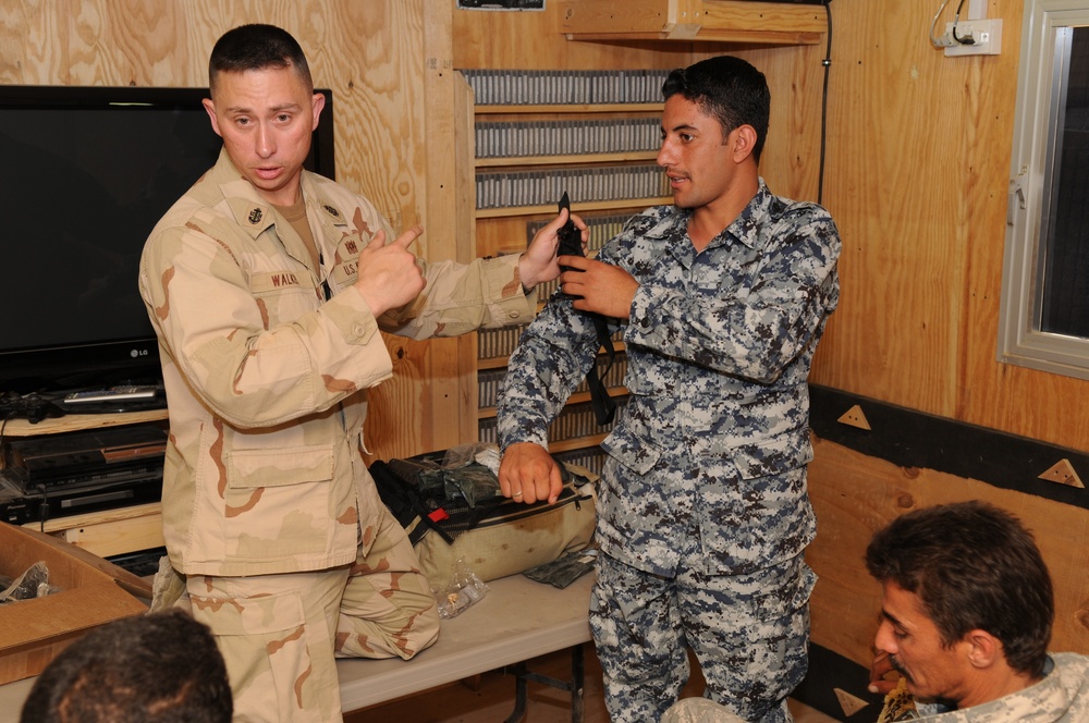 Combat Lifesaver Course given to the Iraqi Police Counter Explosive Team in Tikrit, Iraq