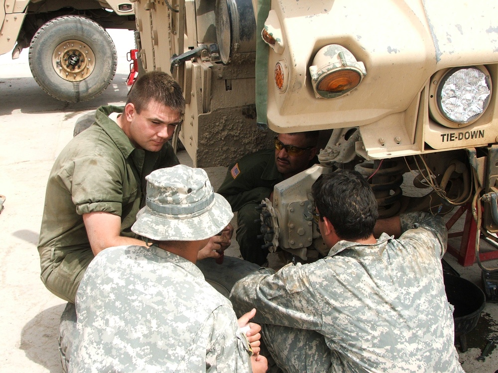 Dragons hold joint Humvee training