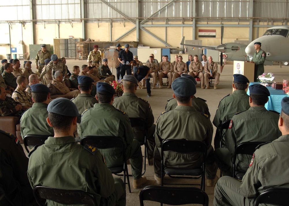 First Iraqi ISR Aircrew Members Graduate