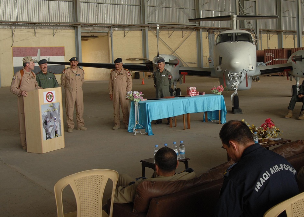 First Iraqi ISR Aircrew Members Graduate
