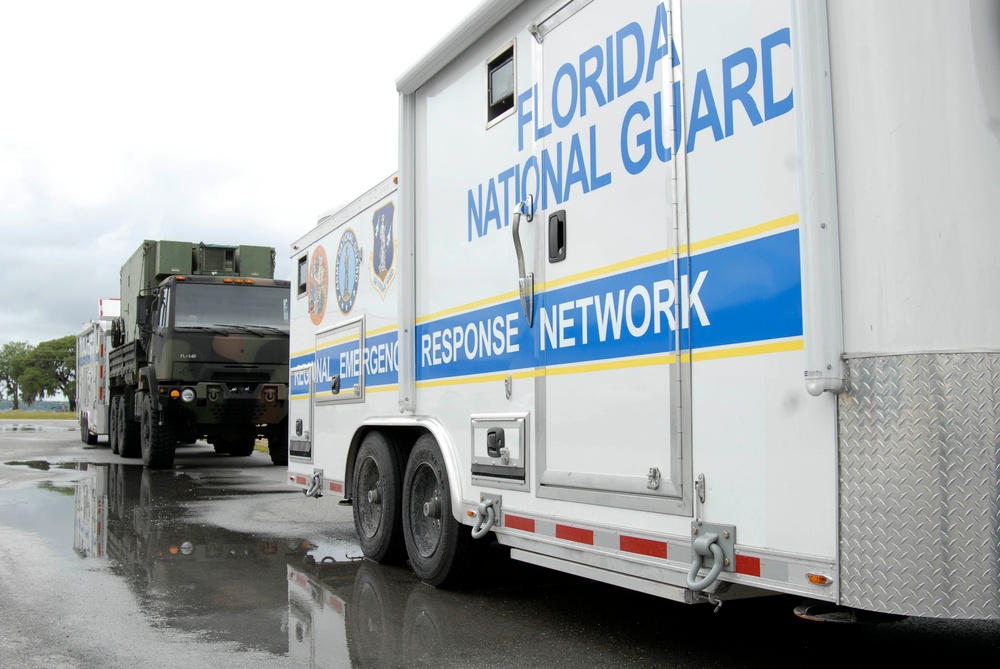 Florida Guard Trains to Keep Communications in Hurricane Season