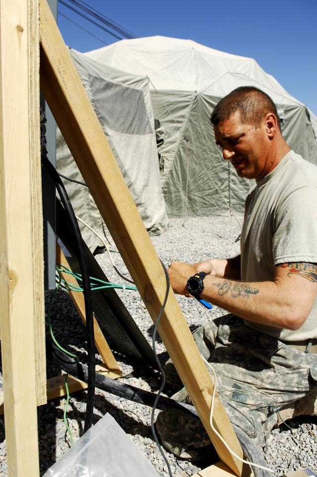 Soldier Fills Gap With Civilian Skills