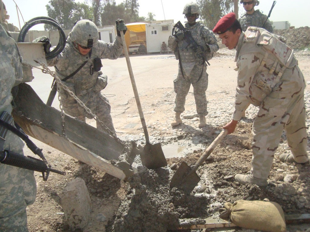 Engineers conduct joint concrete training