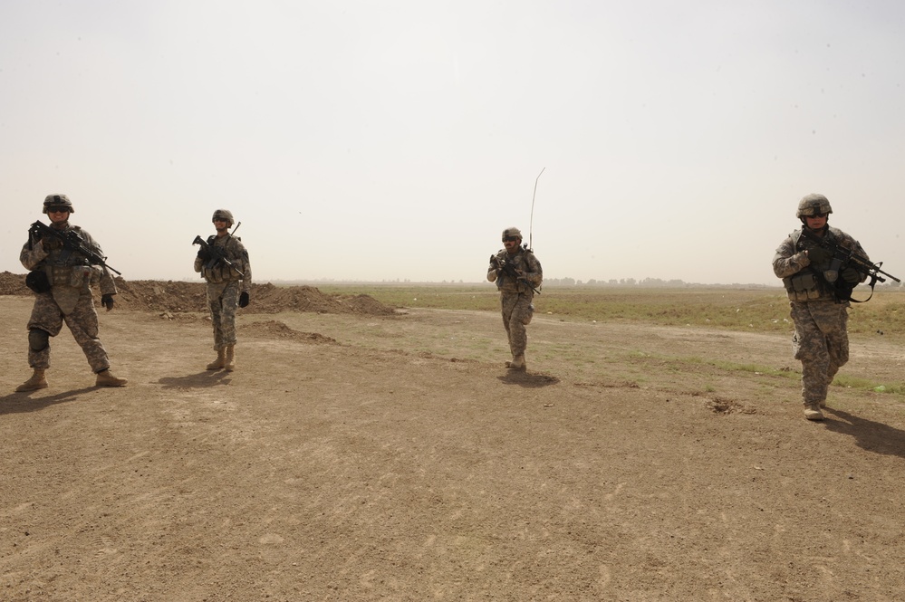 Cavalry Soldiers conduct field clearing mission